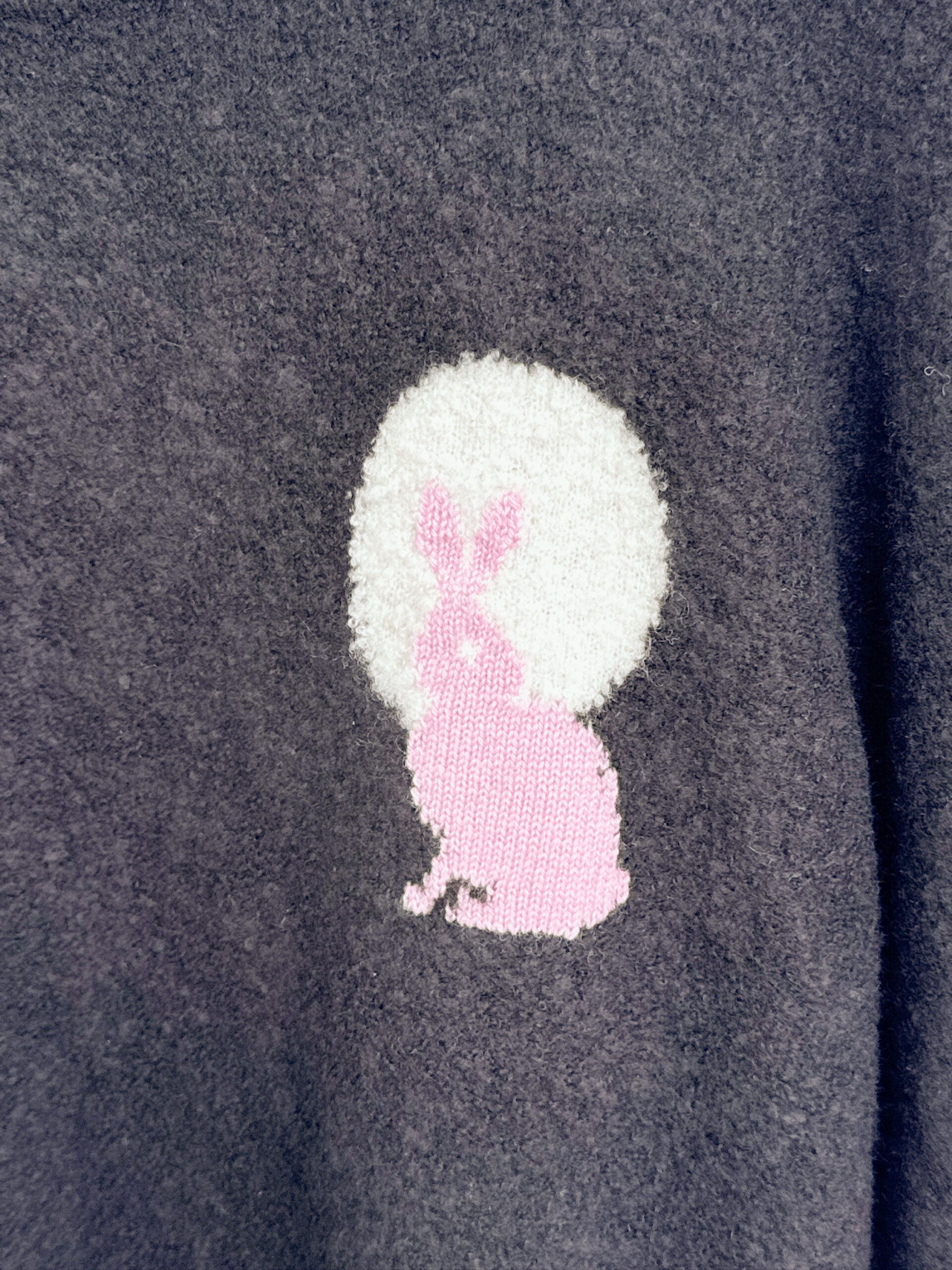 オルドス 月とうさぎのカシミヤブレンドニット