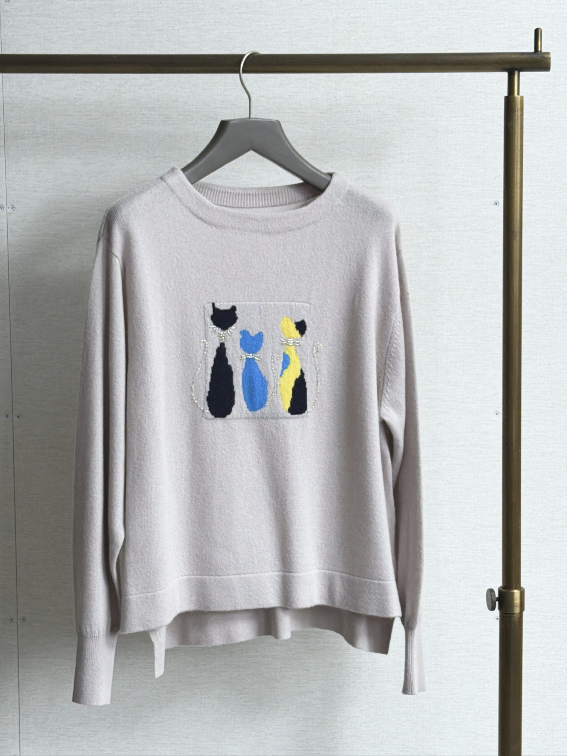 セモア ウールカシミヤ 猫モチーフニットプルオーバー