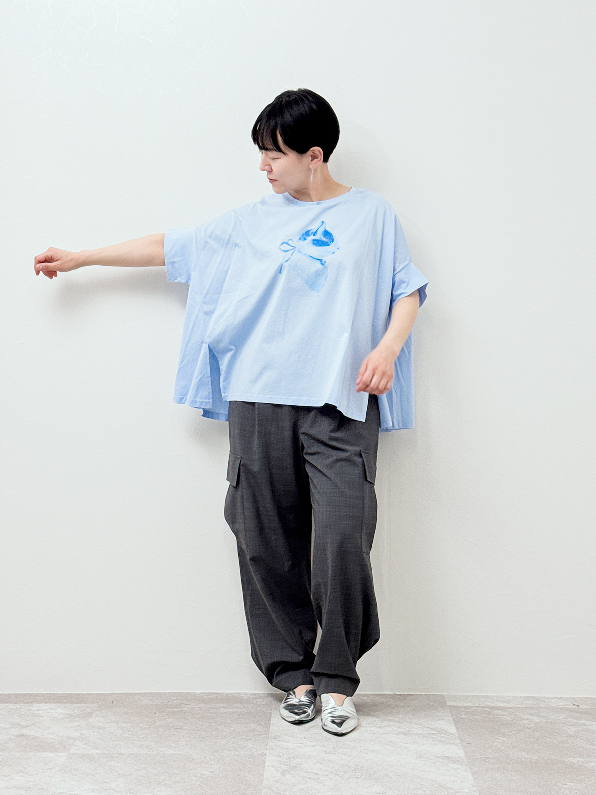 スタッフデザインT    愛猫「ミー」とつくった、猫Tシャツ