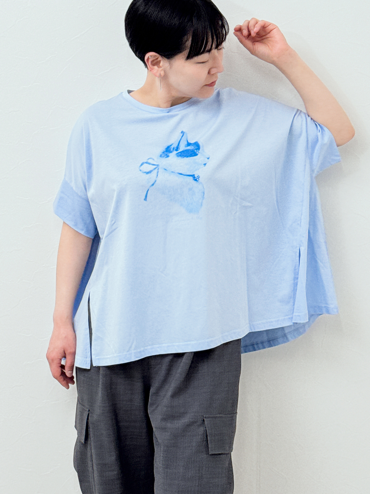 スタッフデザインT    愛猫「ミー」とつくった、猫Tシャツ