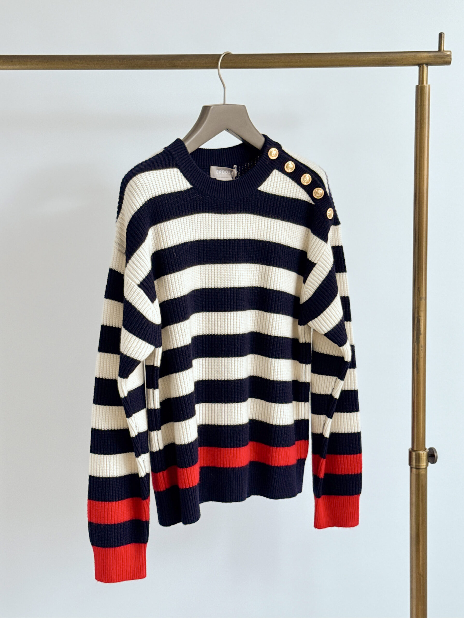 オルドス ゴールドボタンボーダーカシミヤニット