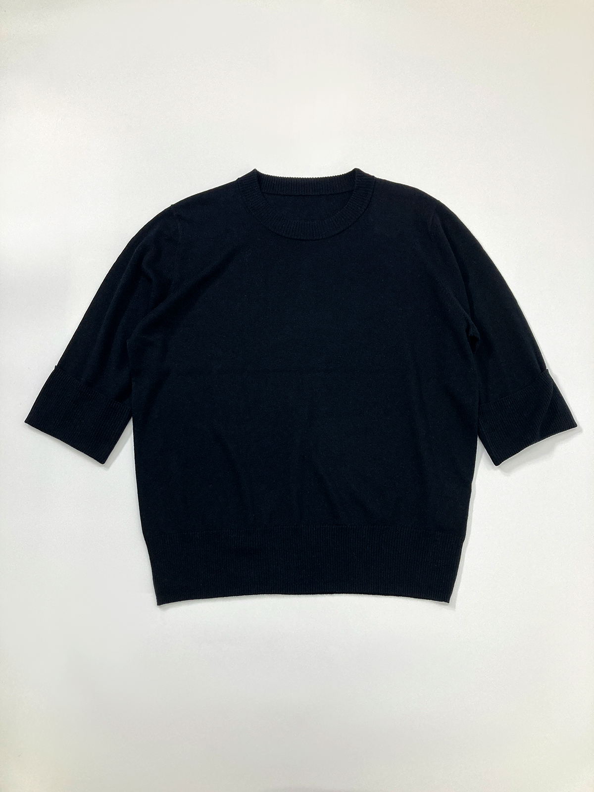 シルクカシミヤ　サステナブル　ターンバックスリーブニット