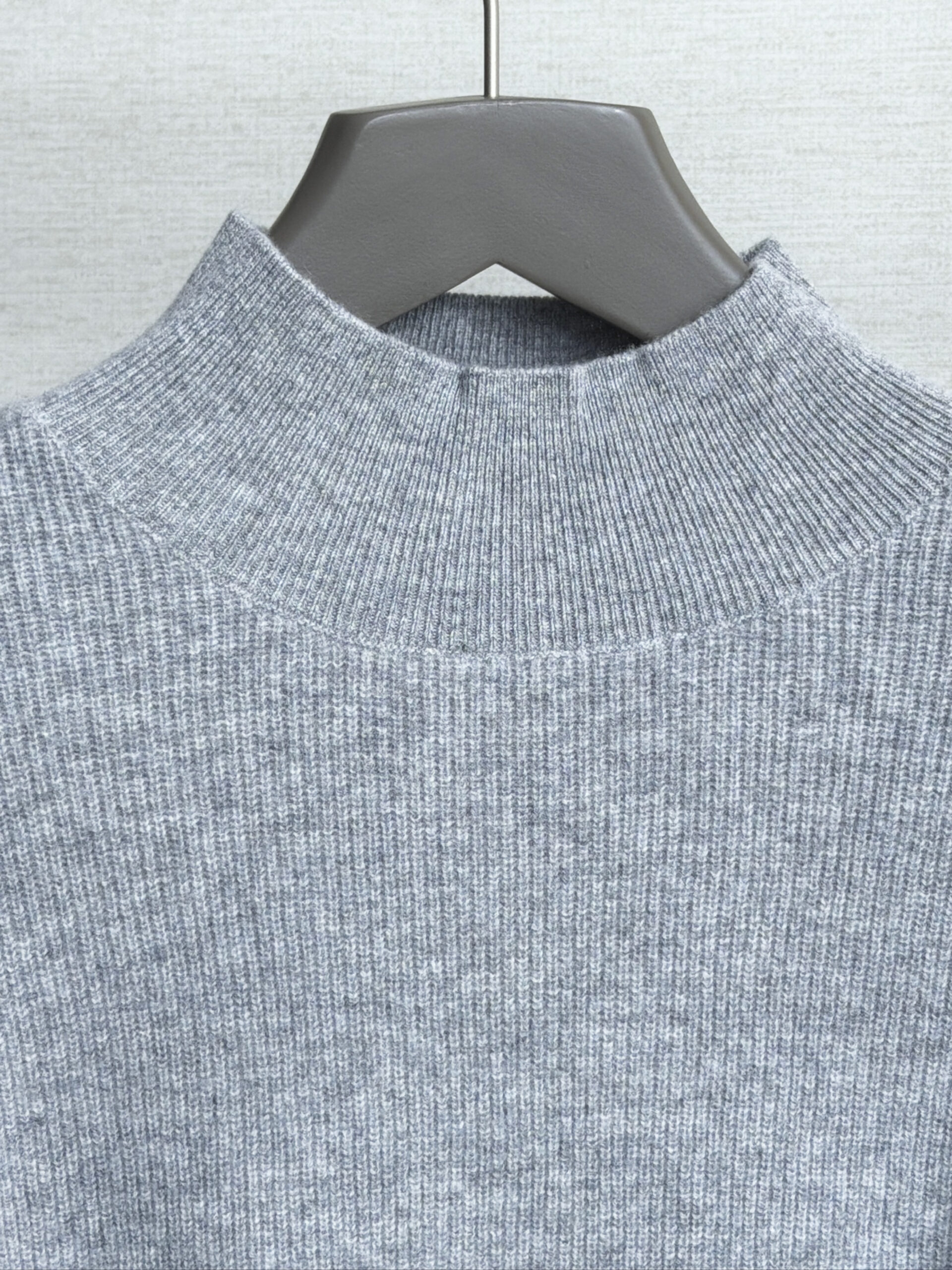 セモア ウールカシミヤスリットニット