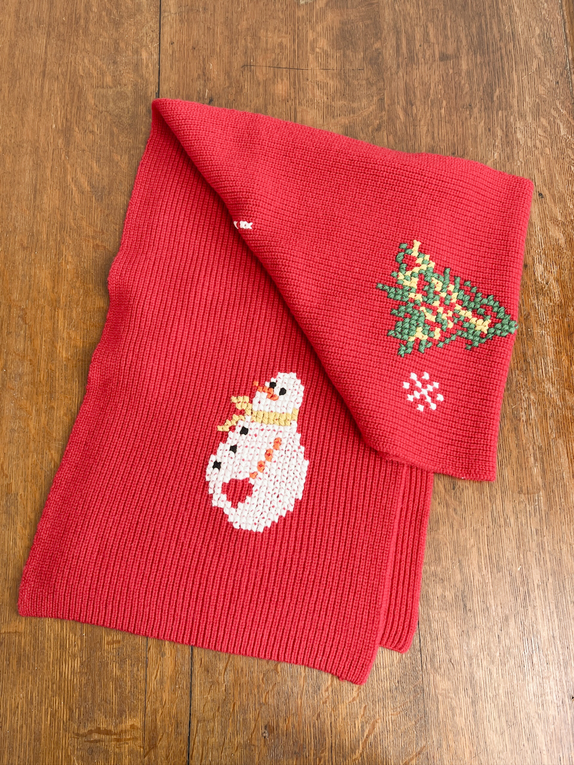 リビアナコンティ ウィンターモチーフ刺繍リブニットマフラー