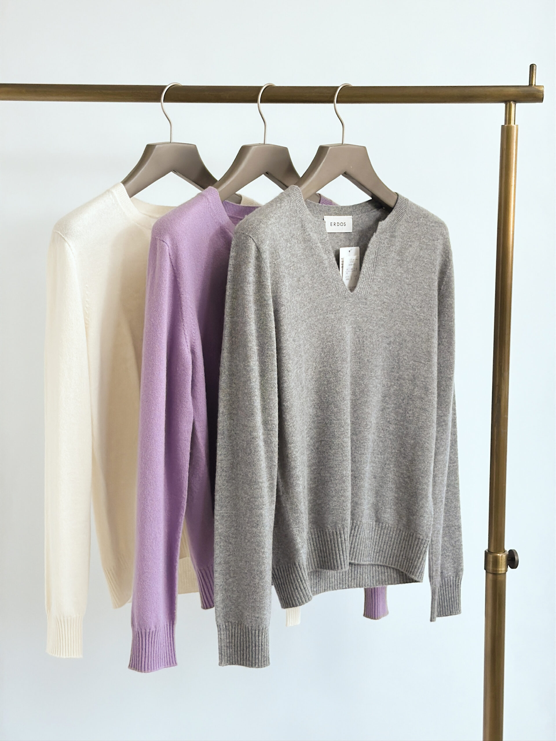オルドス カシミヤ100 キーネックニットプルオーバー