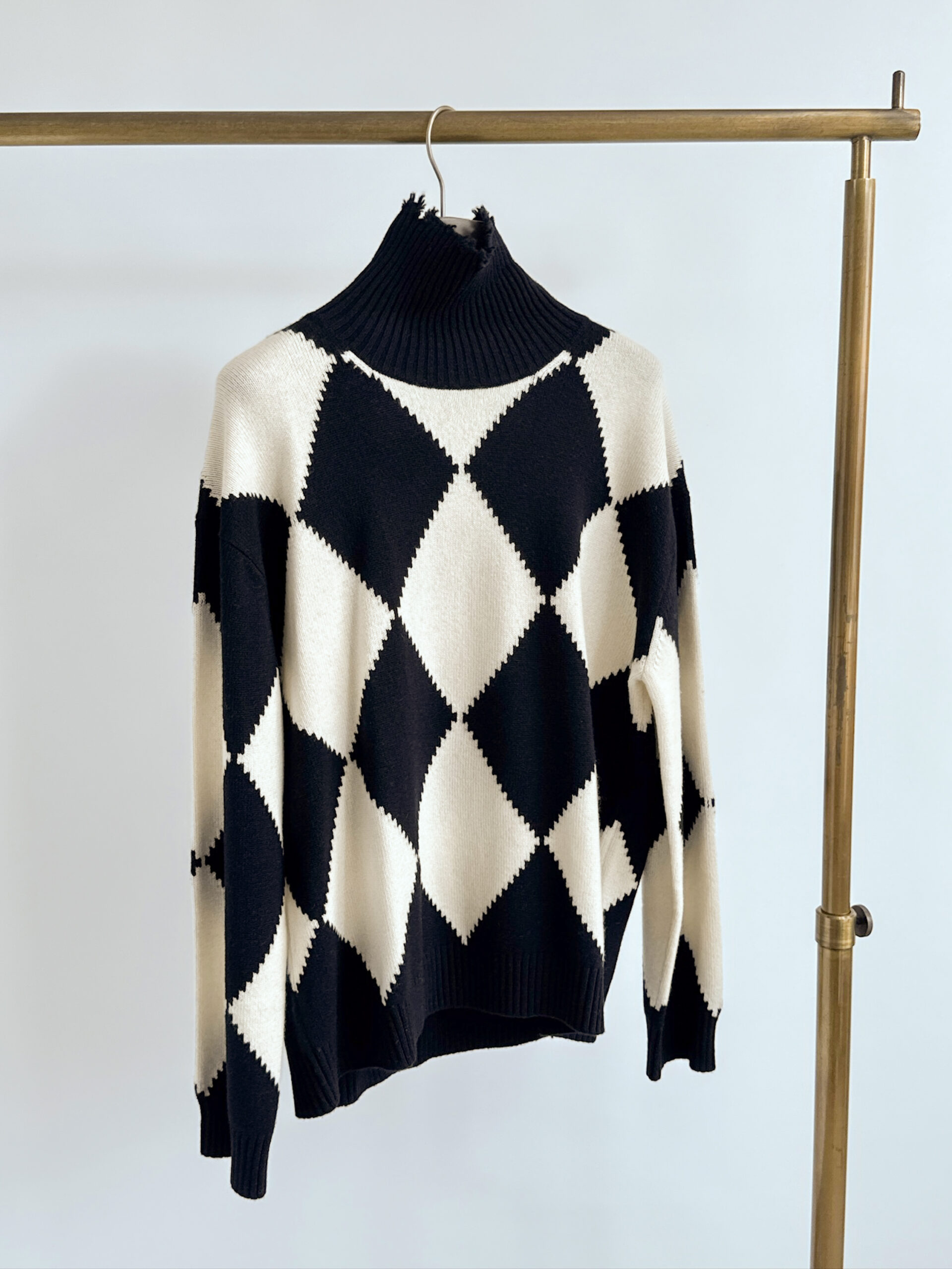 オルドス ダイヤ柄カシミヤハイネックニット